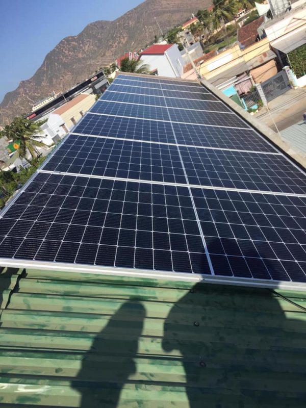  Hệ thống điện mặt trời hòa lưới 5kW cho hộ gia đình tại Ninh Thuận